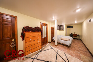 23 Indiana Ter, Unit 1 in Newton, MA - Building Photo