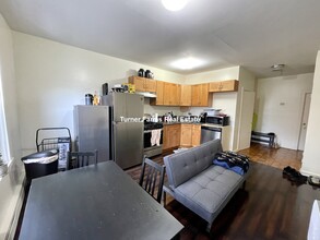 1576 Tremont St, Unit 3 in Boston, MA - Building Photo - Building Photo