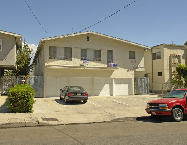 1318 N Martel Ave in Los Angeles, CA - Building Photo - Building Photo