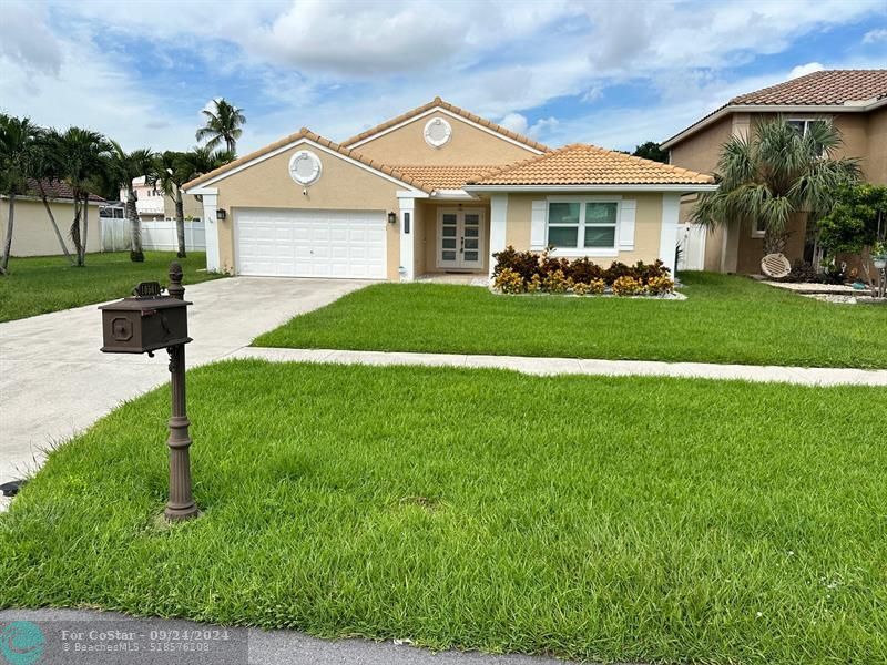 10561 Pebble Cove Ln in Boca Raton, FL - Foto de edificio