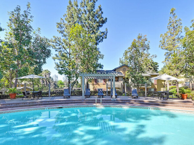 Elan Felicita Creek in Escondido, CA - Foto de edificio - Building Photo