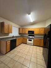 7732 W Copper Moon Way in Tucson, AZ - Building Photo - Building Photo