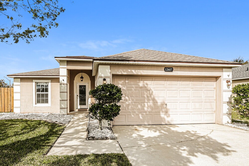 12607 Reeding Ridge Dr N in Jacksonville, FL - Foto de edificio