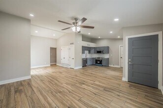 309 Westover Dr in Euless, TX - Building Photo - Building Photo