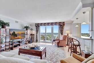 500 Ocean Dr, Unit W11B in Juno Beach, FL - Building Photo - Building Photo
