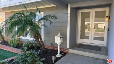 29392 Hillrise Dr in Agoura Hills, CA - Building Photo - Building Photo