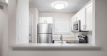 Tidewater at Atlantic Beach Apartment Homes in Atlantic Beach, FL - Foto de edificio - Building Photo