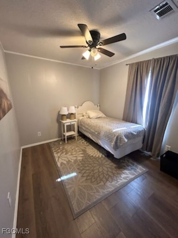 property at 651 Hunting Clb Ave