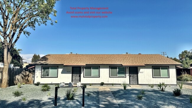 property at 1532 S Linwood St