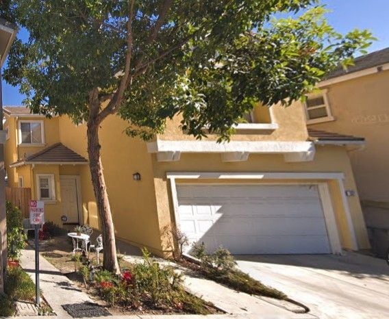 property at 1912 Citrus Ln