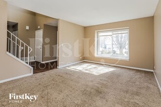 1143 Greensfield Dr in Naperville, IL - Building Photo - Building Photo