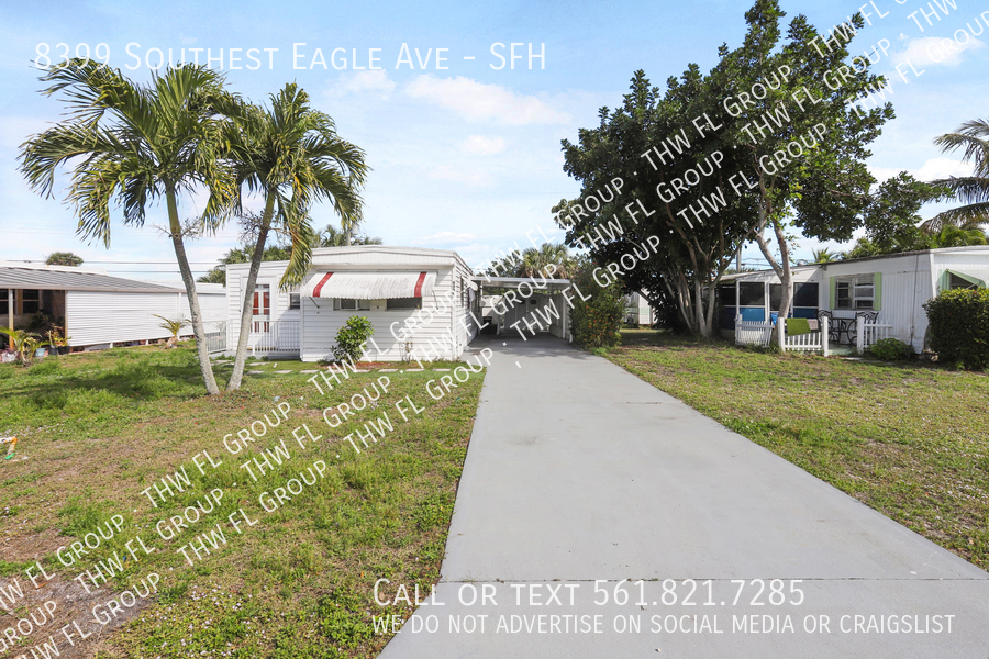 8399 SE Eagle Ave in Hobe Sound, FL - Foto de edificio