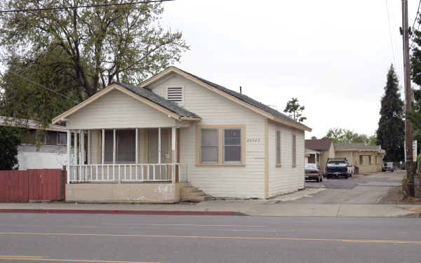 26343-26357 Gading Rd in Hayward, CA - Building Photo - Building Photo