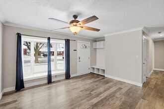 946 N Westedge Dr in Tipp City, OH - Building Photo - Building Photo