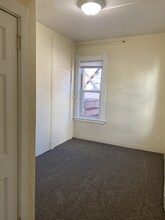1427 E 1st St, Unit 3 in Duluth, MN - Building Photo - Building Photo