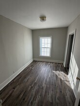 604 E Church St in Benson, NC - Foto de edificio - Building Photo