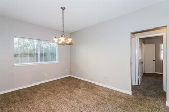 18115 Brooknoll Dr in Houston, TX - Building Photo - Building Photo