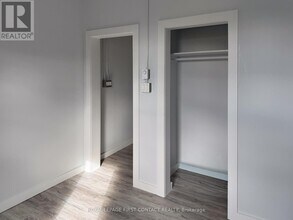 23 Peter St S in Orillia, ON - Building Photo - Building Photo