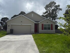1962 SW Delmonico Ave in Port St. Lucie, FL - Building Photo
