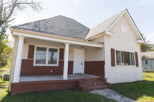 902 W 38th St in Chattanooga, TN - Building Photo
