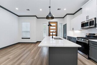 7038 Smilax St in Houston, TX - Building Photo - Building Photo