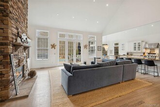 21 Corbett Dr in East Quogue, NY - Building Photo - Building Photo