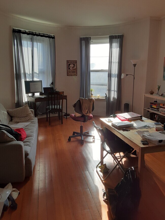 474 Commonwealth Avenue, Unit 4 in Boston, MA - Foto de edificio - Building Photo