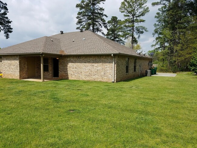 8 Valley View Cir in Texarkana, TX - Building Photo - Building Photo