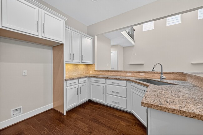 property at 9508 Cedarpost Square St