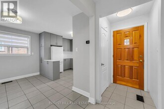 79 Kanarick Crescent in Toronto, ON - Building Photo - Building Photo