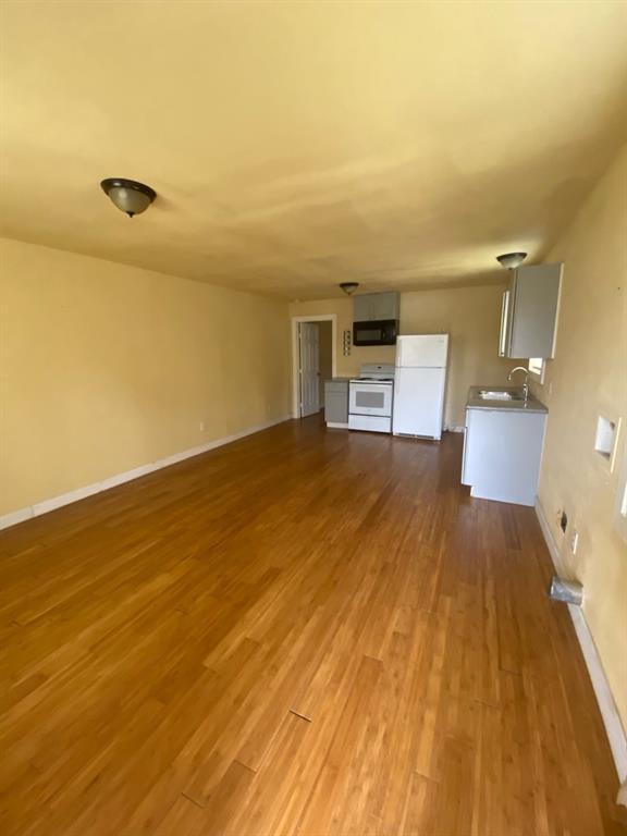 property at 4212 Davenport St