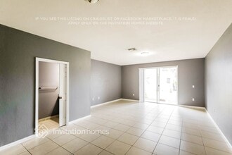 8273 SW 29th St in Miramar, FL - Building Photo - Building Photo