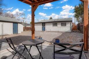 741 S Wolff St in Denver, CO - Building Photo