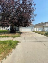 9318 N Oak St in Spokane, WA - Building Photo
