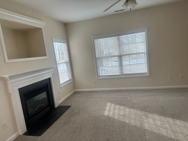 648 Hay River St in Garner, NC - Building Photo - Building Photo