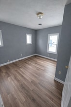 176 S Pence St in East Alton, IL - Building Photo - Building Photo