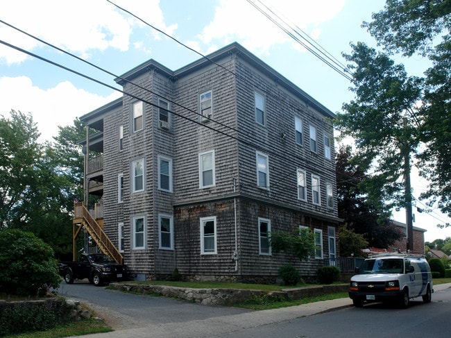 28 Mount Pleasant Ave in Ipswich, MA - Building Photo - Building Photo