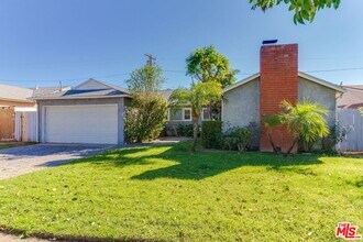 7858 Jamieson Ave in Los Angeles, CA - Building Photo - Building Photo