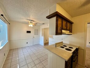 7805 Memphis Ave in Lubbock, TX - Building Photo - Building Photo