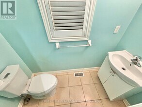 38 Crystalview Crescent in Brampton, ON - Building Photo - Building Photo