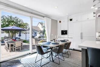 2211 3rd Ave in Spring Lake, NJ - Building Photo - Building Photo