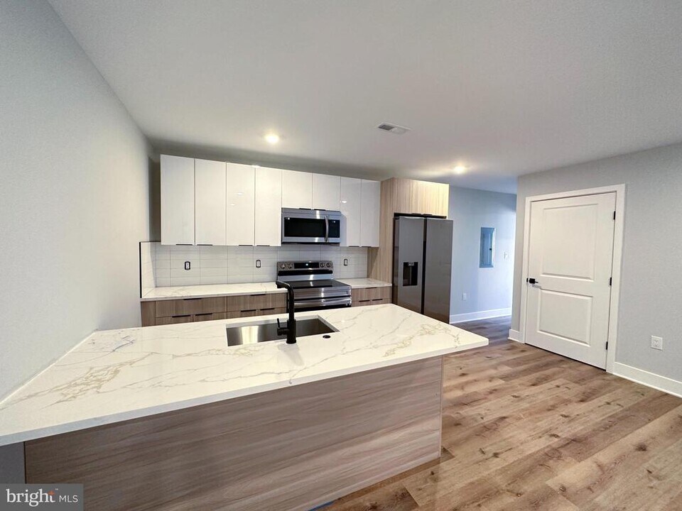 1720 Master St in Philadelphia, PA - Building Photo