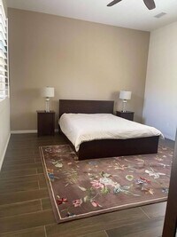 12 Buckingham Way photo'