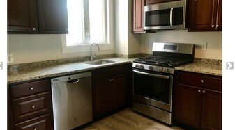 30 Leamington Rd, Unit 1 in Boston, MA - Building Photo