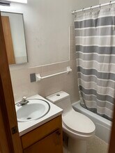 1325 Fair Street, Unit #1 in Mankato, MN - Building Photo - Building Photo