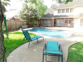 3814 Bayou Bend Ct in Sugar Land, TX - Building Photo - Building Photo