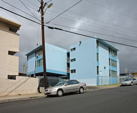 94-132 Pupupuhi St in Waipahu, HI - Building Photo - Building Photo