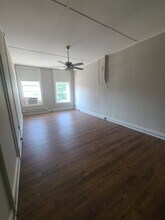 318 Main St, Unit #2 322.5 Main in Paris, KY - Foto de edificio - Building Photo