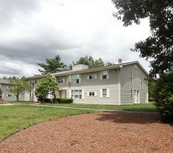 Park Villa in Turners Falls, MA - Building Photo - Building Photo