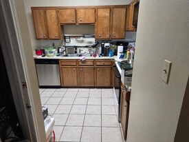 2414 Longview St in Austin, TX - Building Photo